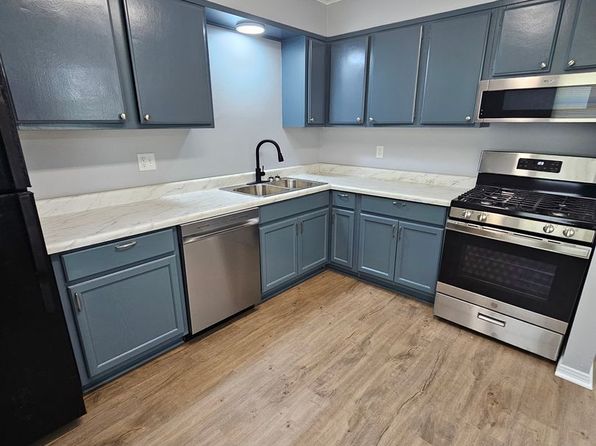 1413 Plummer Dr APT 34
