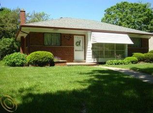 31259 E Rutland St, Beverly Hills, MI 48025