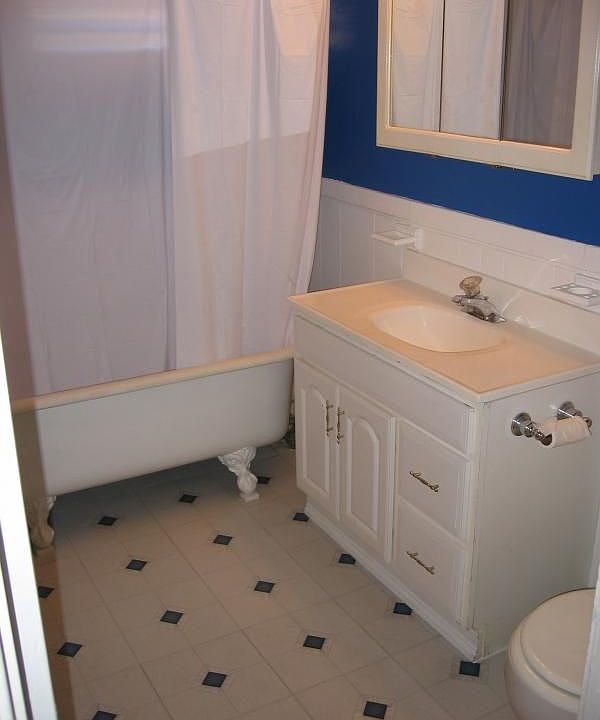 2nd image of 16 Dighton St #5R