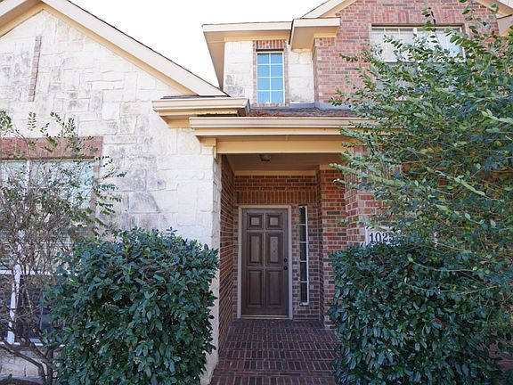4th image of 1025 Mont Cascades Dr