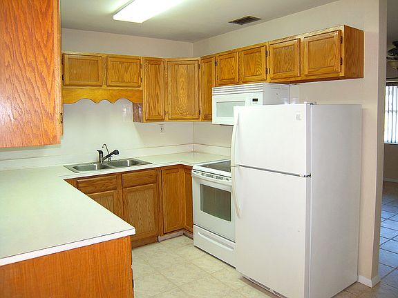4th image of 6421 44th Ave N