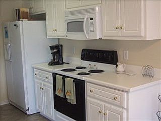 3rd image of 112 Pin Oak Dr