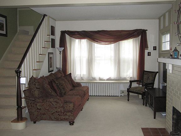 Oversized spacious living room with fireplace