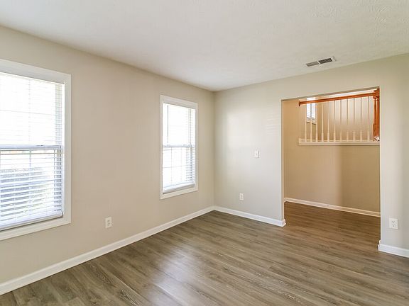5th image of 2951 Highland Park Cir #C