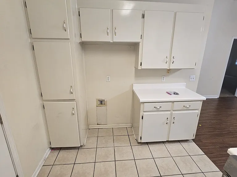 1311 Baywood Rd — Photo 3