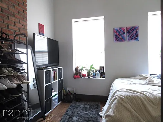 Rented by Rennit Inc. | media 52