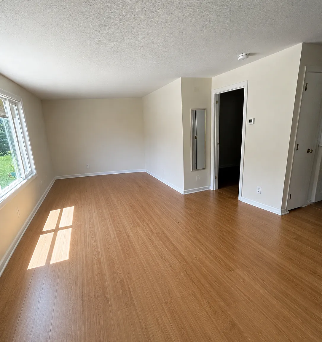 1 bed, 1.0 bath, 700 sqft, $1,950 — Photo 1