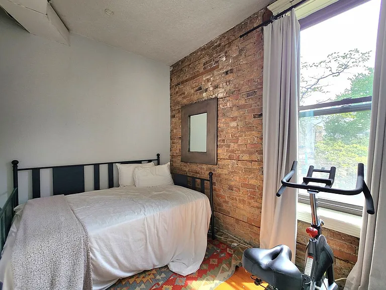 3765 N Kenmore Ave #2E — Photo 6