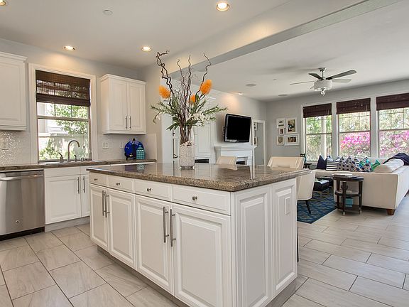 3rd image of 22 Calle Verdadero