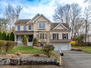 17 Cottage St, Lambertville, NJ