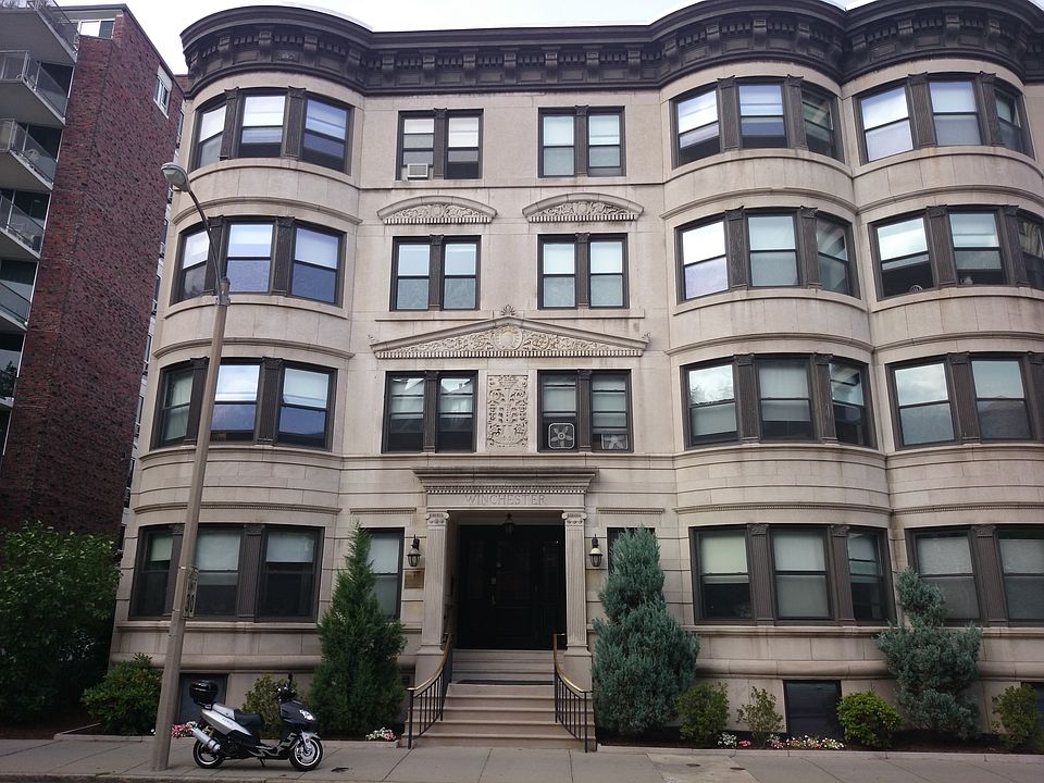 2nd image of 5 Winchester St APT 101