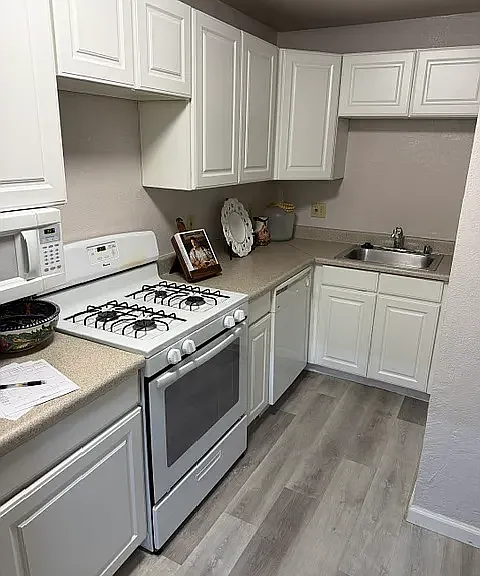 3661 Mount Diablo Blvd #6 — Photo 2