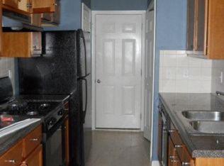 10 Penfield Dr, Cartersville, GA 30120