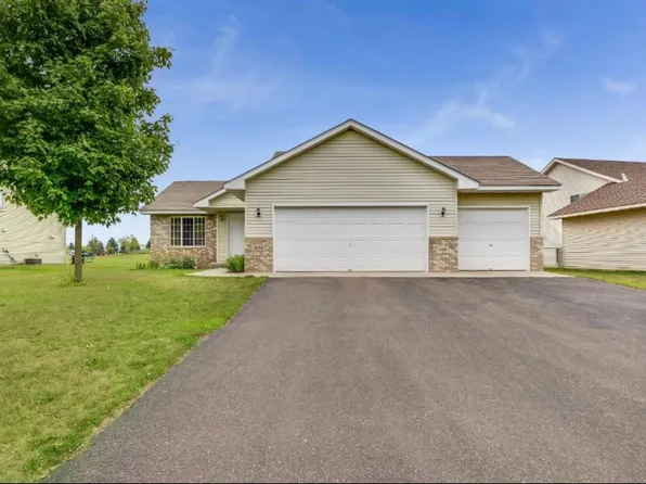 3664 Redford Ln, Monticello, MN 55362