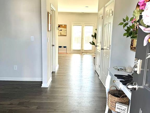 3rd image of 5814 Gabbro Ct