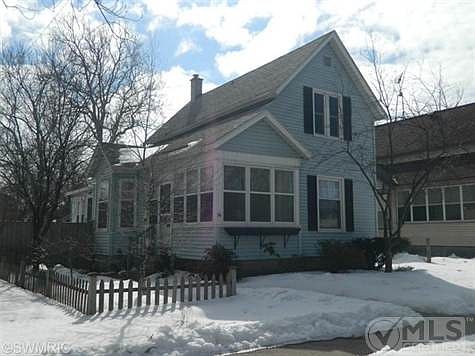 1st image of 14 W 18th St