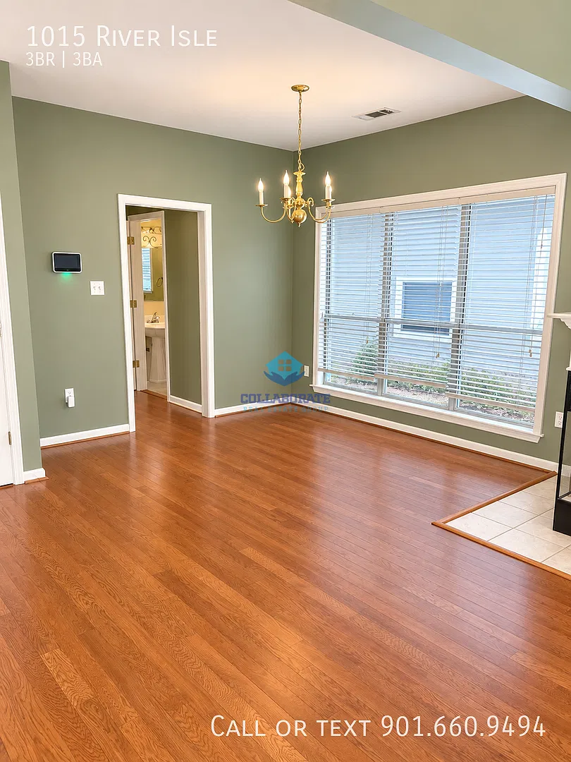 Beautifully designed 3-bedroom, 2.5-bath home in Harbor Town — Photo 4