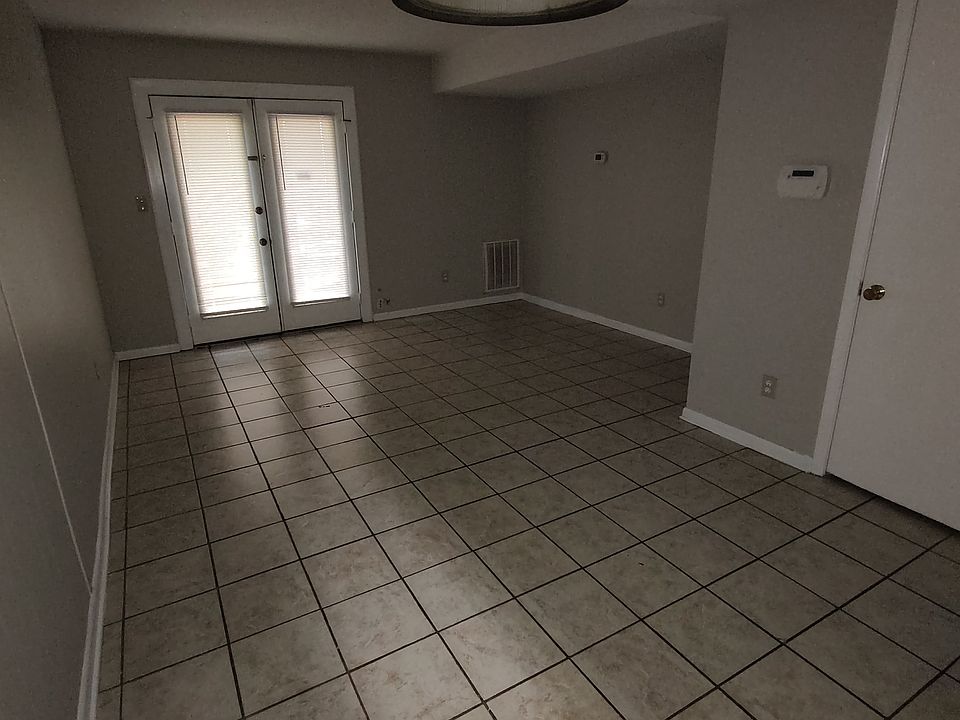 1st image of 1810 Richardson St #1810