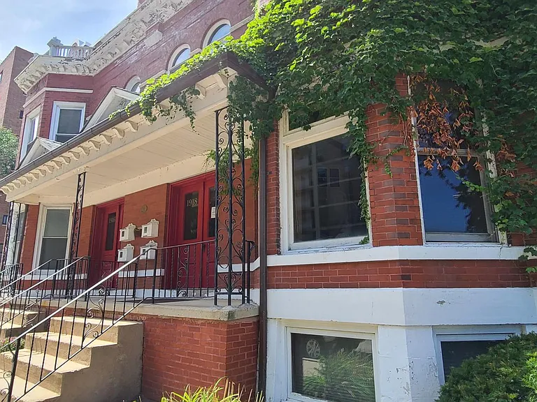 1918 Maple Ave #2 — Photo 8