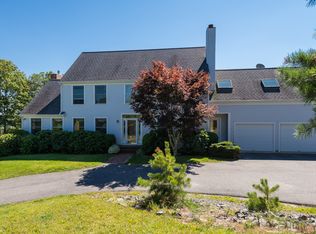 4 Brigantine Passage Dr, Buzzards Bay, MA 02532