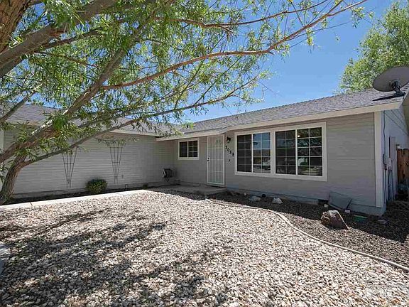 2nd image of 2089 Lonnie Ln