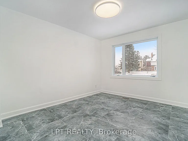 2112 Alta Vista Dr — Photo 14