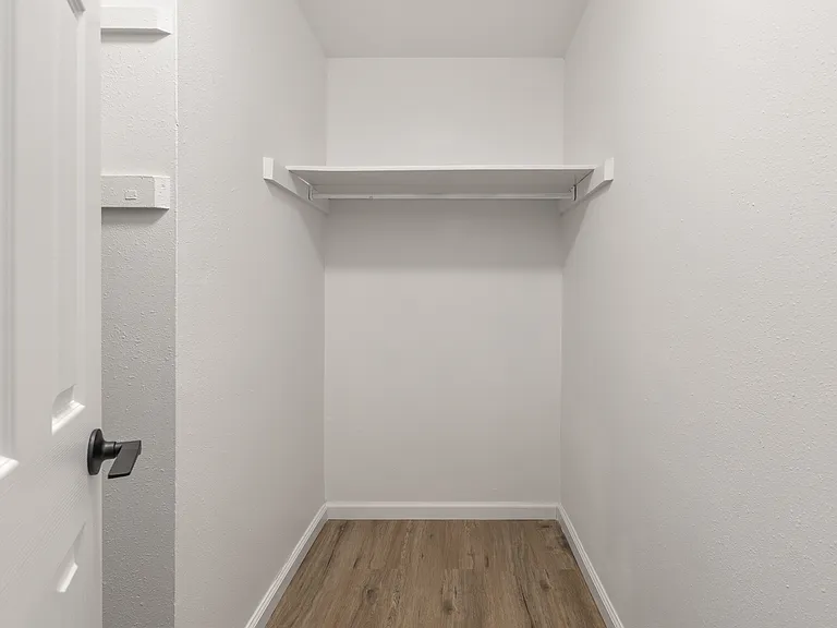 1819 Clements Ave #D103 — Photo 6
