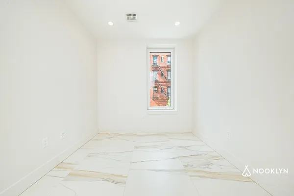 Rented by Nooklyn NYC LLC | media 8