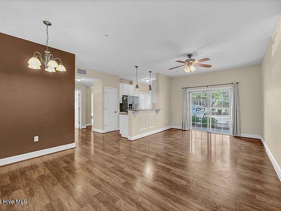 5th image of 119 Covil Avenue Unit 103
