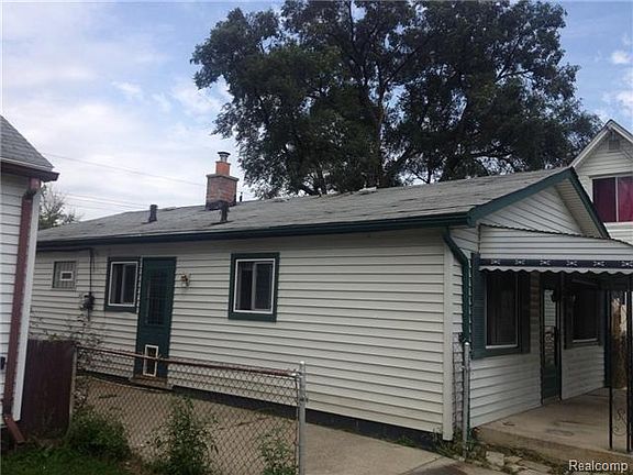 5th image of 8501 Continental Ave