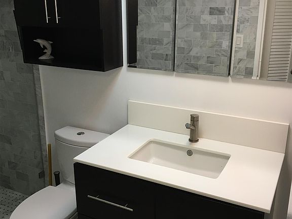 3rd image of 5151 Collins Ave APT 722