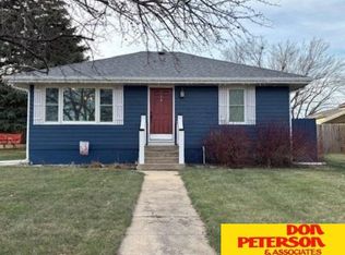 406 S Cedar Ave, Hartington, NE 68739