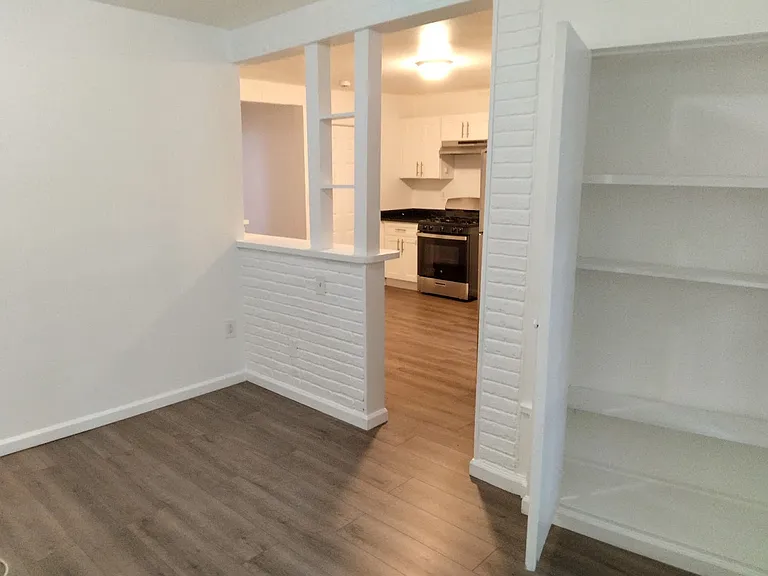 13 Stewart Pl #1 — Photo 7
