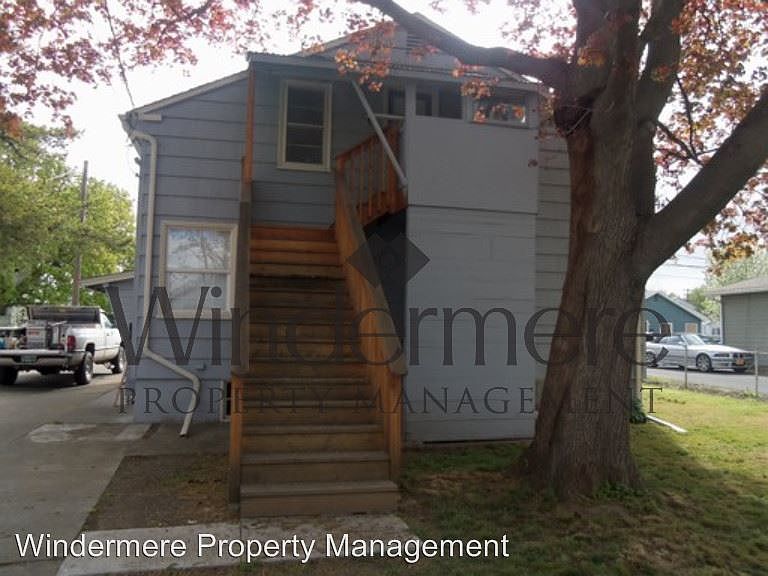 1st image of 904 SE Birch Ave APT B
