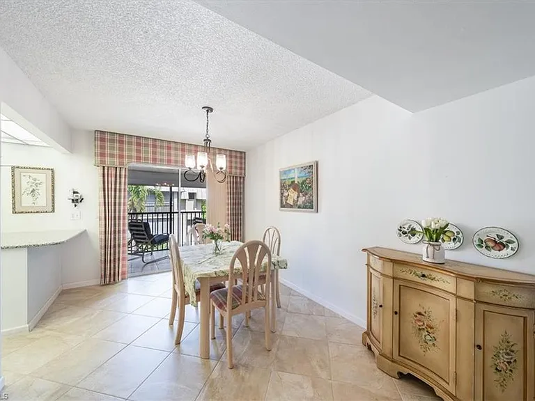 788 Park Shore Dr #D30 — Photo 5