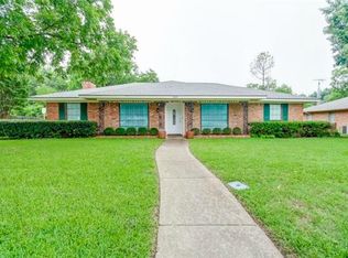 322 Hanna Ave, Desoto, TX 75115