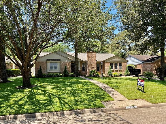 2nd image of 20315 Landshire Dr