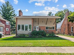 23645 Rockford St, Dearborn, MI 48124