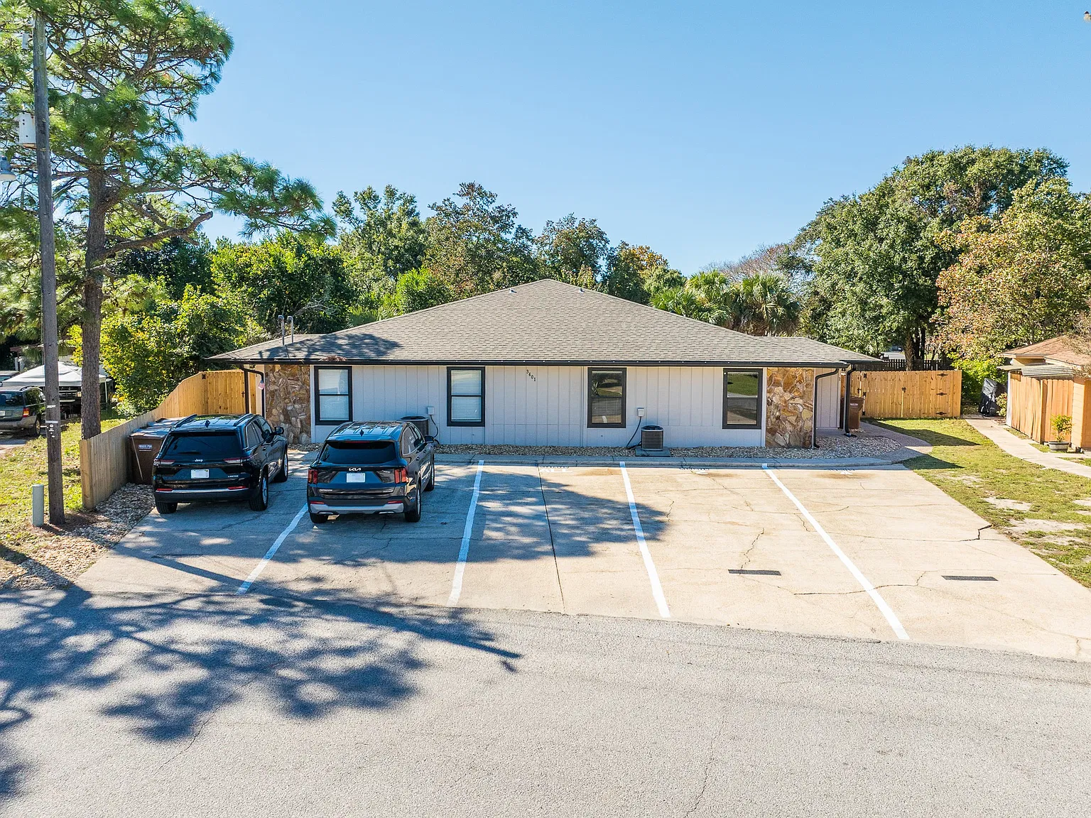 2 bed, 800 sqft, $2,750 — Photo 3