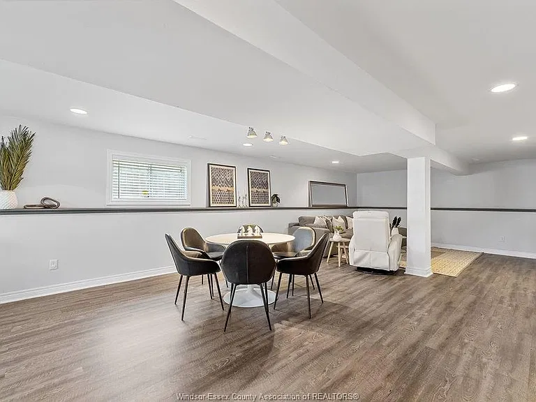 2340 Katella Ave — Photo 19