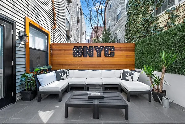 Sold by Mont Sky Real Estate | media 1