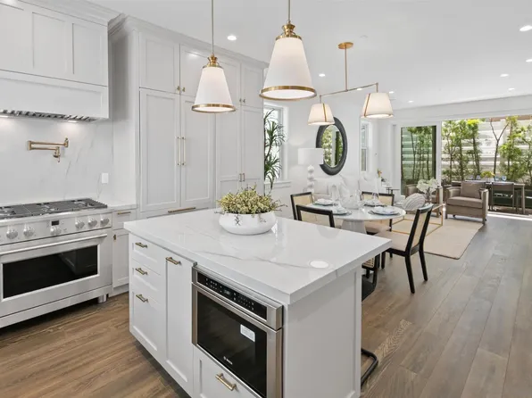 556 G Ave, Coronado, CA 92118