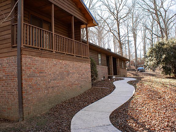 4th image of 923 S Burnt Mill Rd