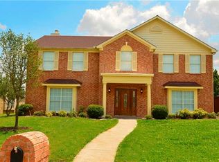 2065 Cameo Dr, Lewisville, TX 75067