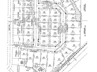 W5751 Roundstone Pl, Menasha, WI 54952