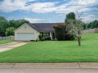 705 Beranda Cir, Douglasville, GA 30134