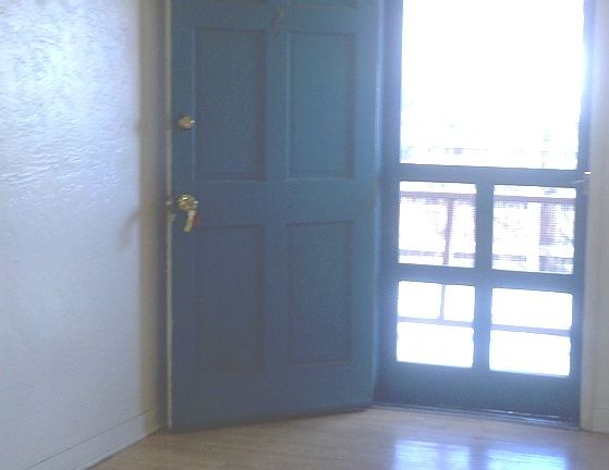 3rd image of 1816 Lead Ave SE APT 2