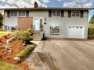805 S 234th Pl, Des Moines, WA 98198