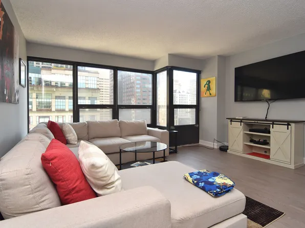 (undisclosed Address), Chicago, IL 60611