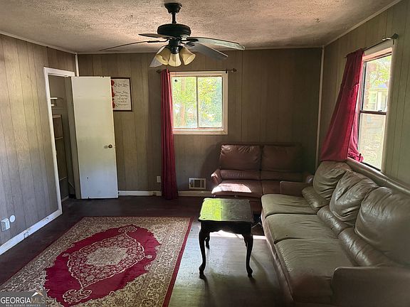5th image of 6168 Castlewood Dr